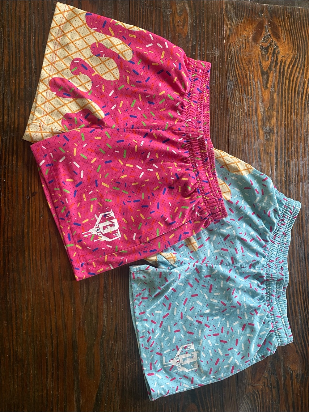 Men’s Size Small Baseball Lifestyle 101 Donut Print Shorts - Pink & Light Blue